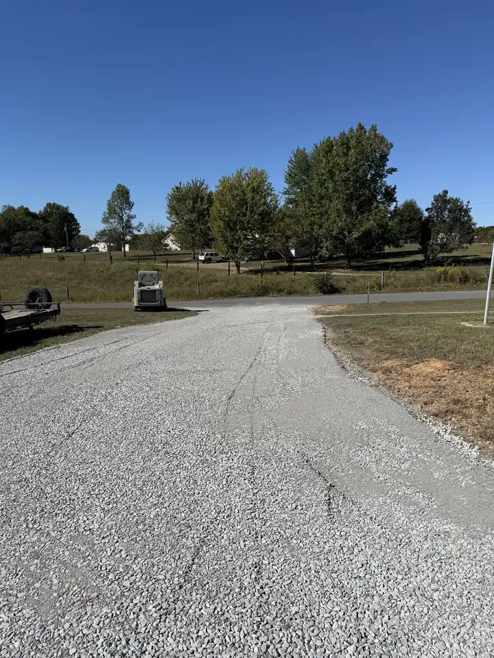 #57 stone and crusher run gravel driveway, rolled smooth — Cross Plains TN